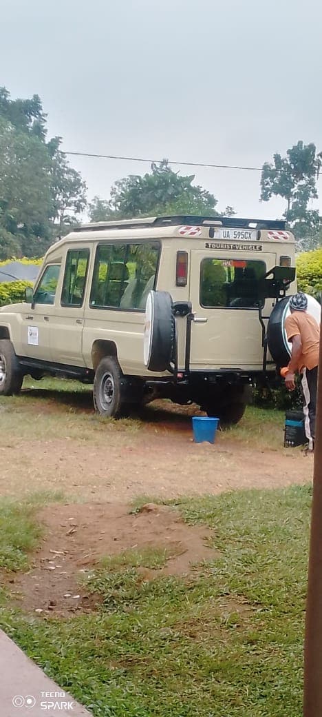Gateway Bliss Safaris guests in Uganda, photo 2